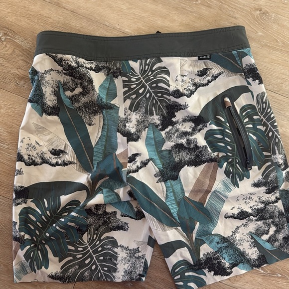 ROARK the passage board short - Picture 4 of 4